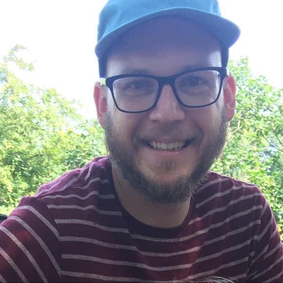 Meet your Posher, Chris - Picture 1 of 1